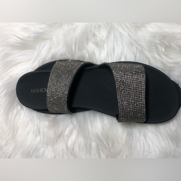 Fashion Nova Black Stone Slides. - Picture 6 of 8